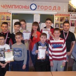 Личное и командное первенство по русским шашкам прошло в Серове
